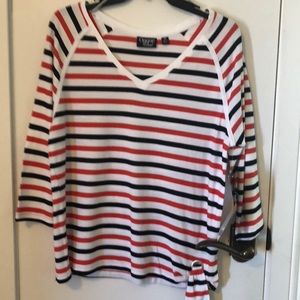 NWT Onque Casual size Med. top